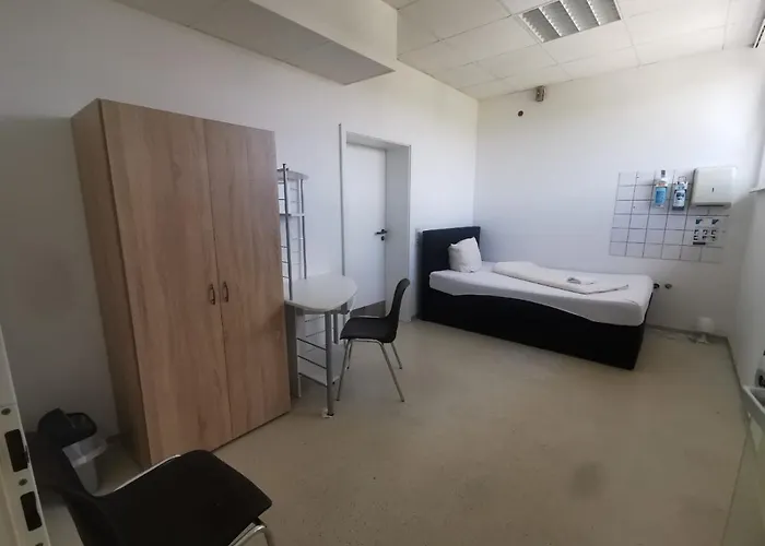 Einzelbettzimmer In 3*