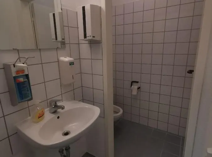 Gæstehus Einzelbettzimmer In Ramstein-Miesenbach
